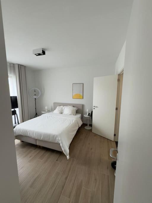Cosy & Child A 2 Min Airport Apartment Zaventem