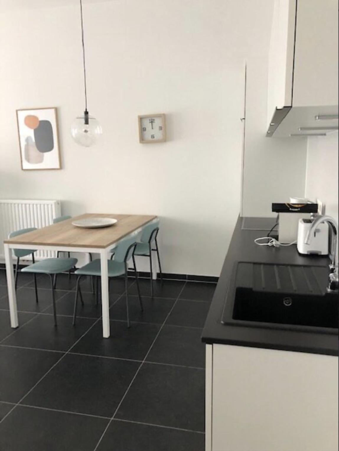 Apartment Cosy & Child A 2 Min Airport